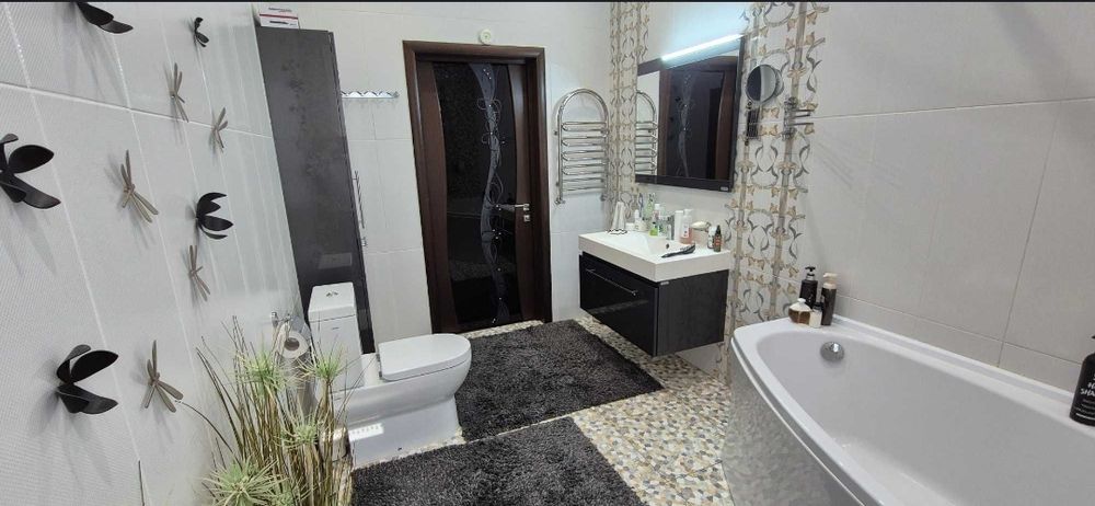 Продаётся качественный добротный дом в начале Обуховки район Некрасова