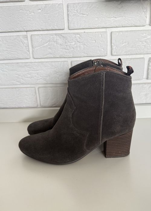 Tamaris botki kozaki brązowe zamszowe na obcasie