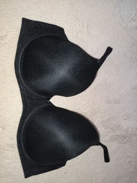 85 d biustonosz damski Triumph