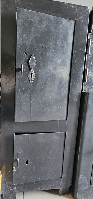 Продам сейфи офісні