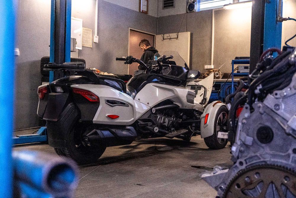 Naprawa/Serwis skuterów wodnych SEADOO,  CAN-AM SPYDER, Maverick