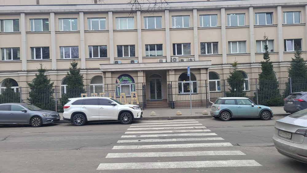 Без % продаж ФАСАД офісно-виробничого комплексу пр-к Степана Бандери 5