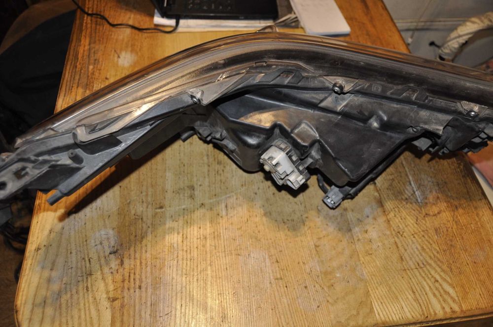Toyota Hilux VIII lift Full Led lampa lewa