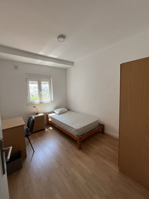 Quartos para arrendar - Rua do Brasil, Coimbra