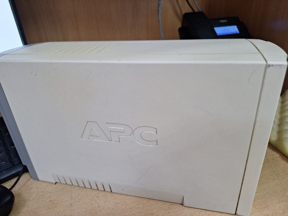 Безпребійник APC Back-UPS 350 VA