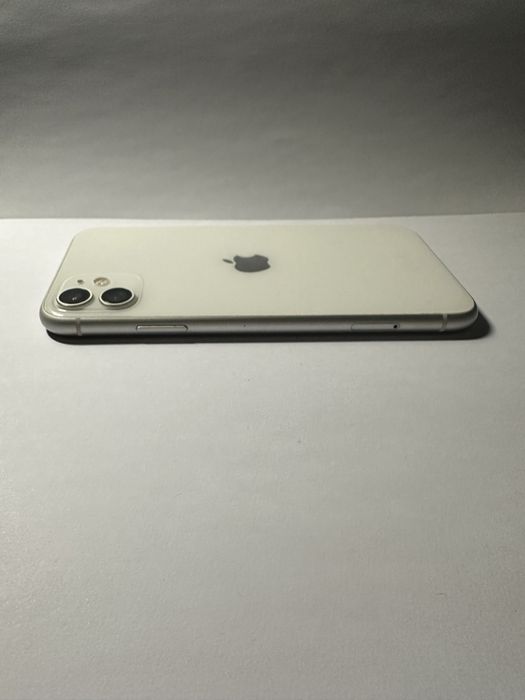 iPhone 11 64GB Branco