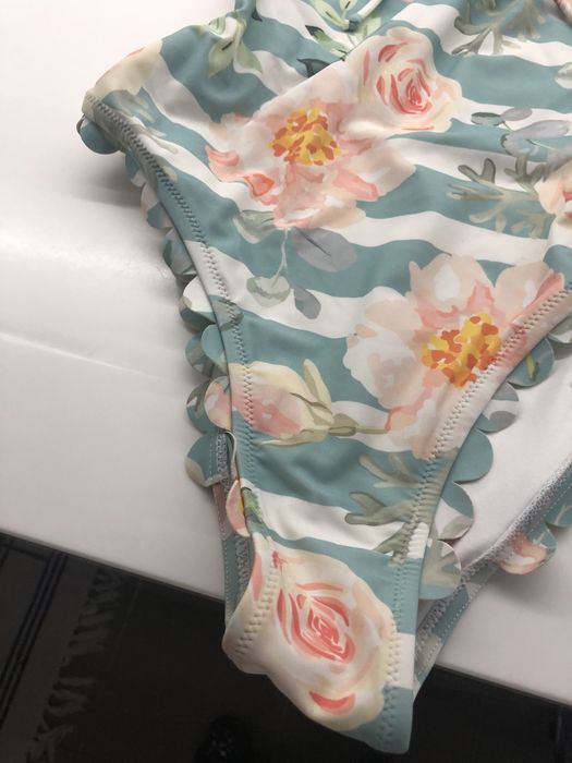 Fato de banho florido