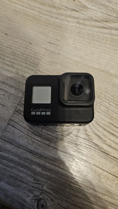 go pro hero 8 plus dodatki i baterie