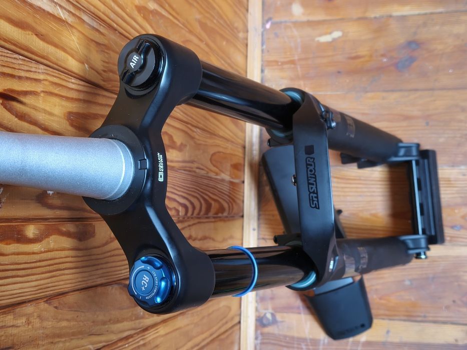 Нова вилка SR Suntour DUROLUX rc+ 29" 180mm 38мм ноги boost