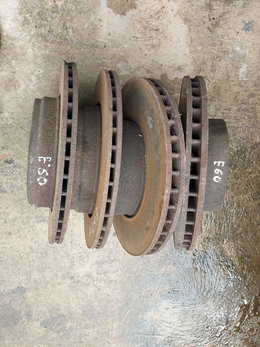 Тормозні диски BMW БМВ Е39 Е46 Е53 Е60 Е61 Е65 Е66 Е70 Е71 Е83 Е90 Е91