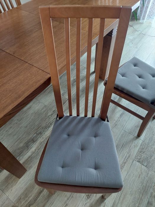 Stol rozkladany debowy fornirowany  + 6 krzesel