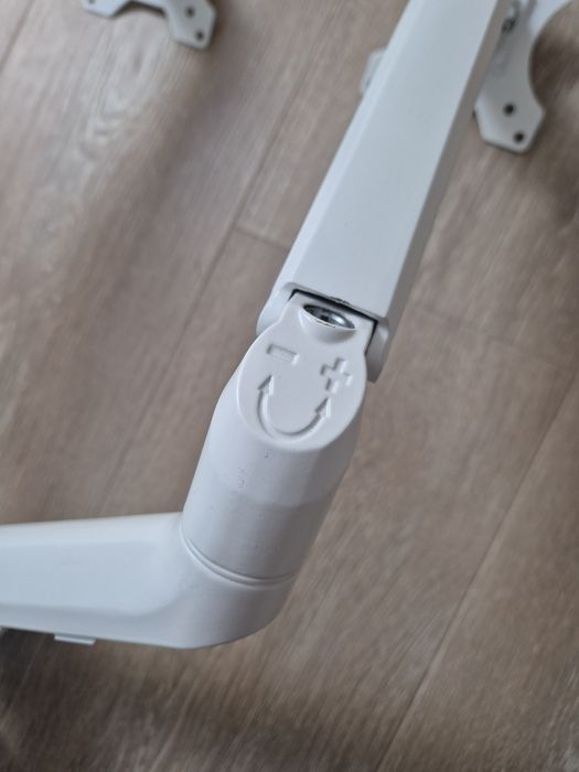 Uchwyt na 2 monitory Fellowes Platinum 32 cale