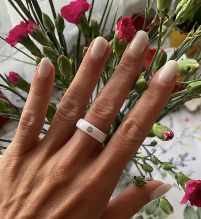 Из керамики кольцо с камнем,колечко керамическое,керамічна каблучка