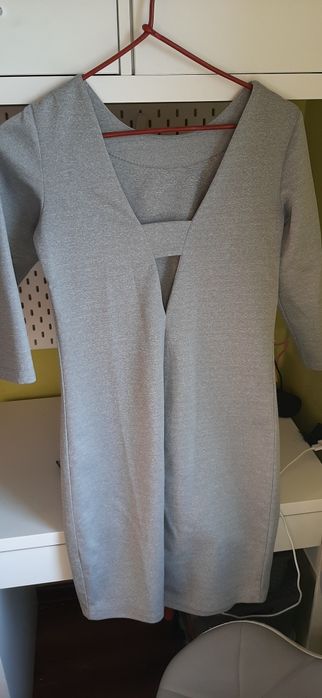 Sukienka reserved L