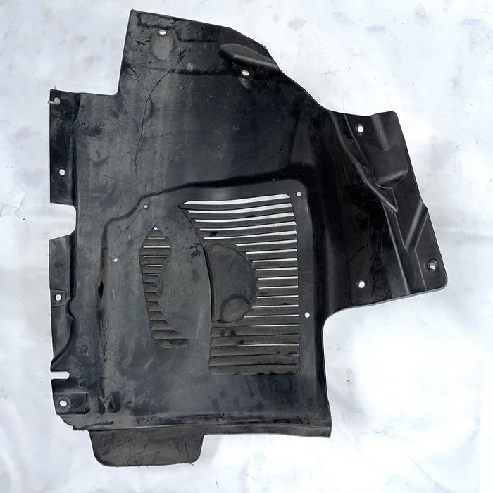 Підкрилок передній лівий Tesla S 1016285-00-B