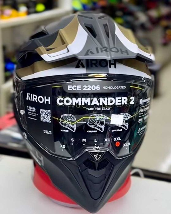 Capacete NOVO Airoh Commander 2 Doom Gold (38% Desconto) Em XS e 3XL