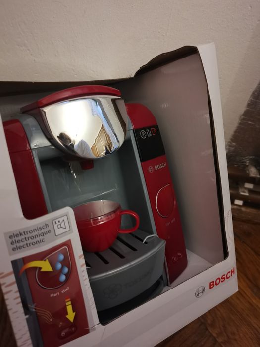 Іграшкова кавоварка Bosch Mini Tassimo