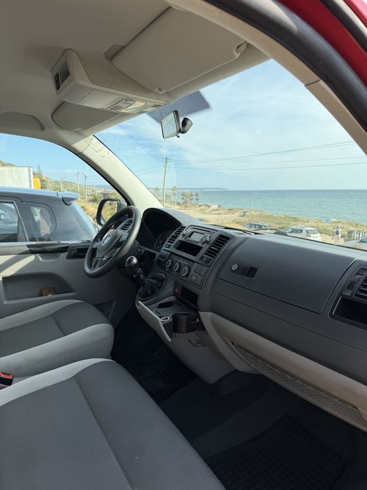 VW Transporter T5 2.0 TDI Camper Dormitório | Legalizada como veiculo de mercadoria | 2015 | Apenas 132.600 km