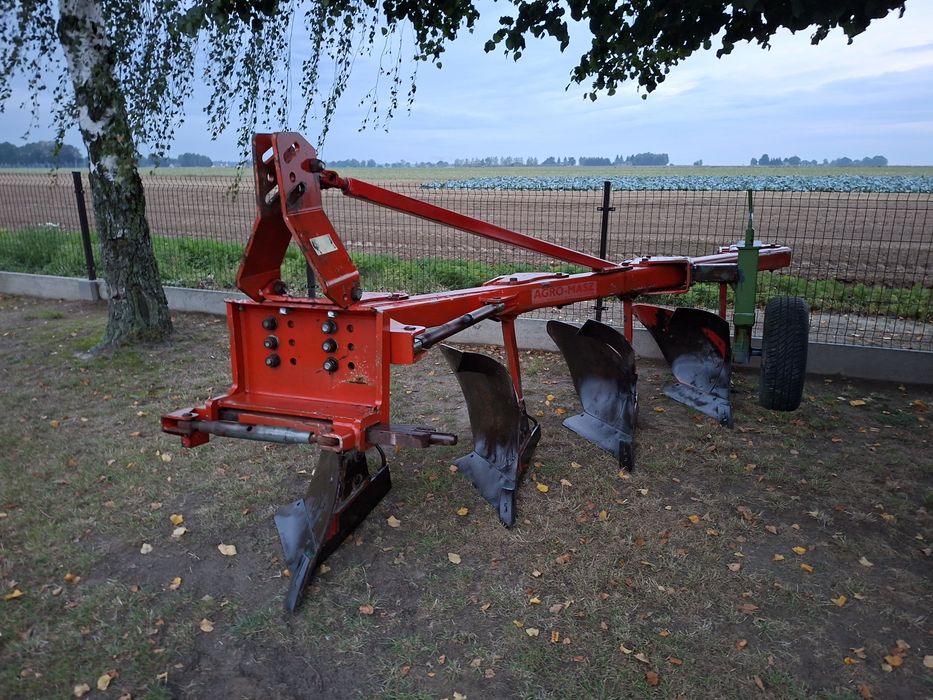 Pługi 4 skibowe Agro Masz