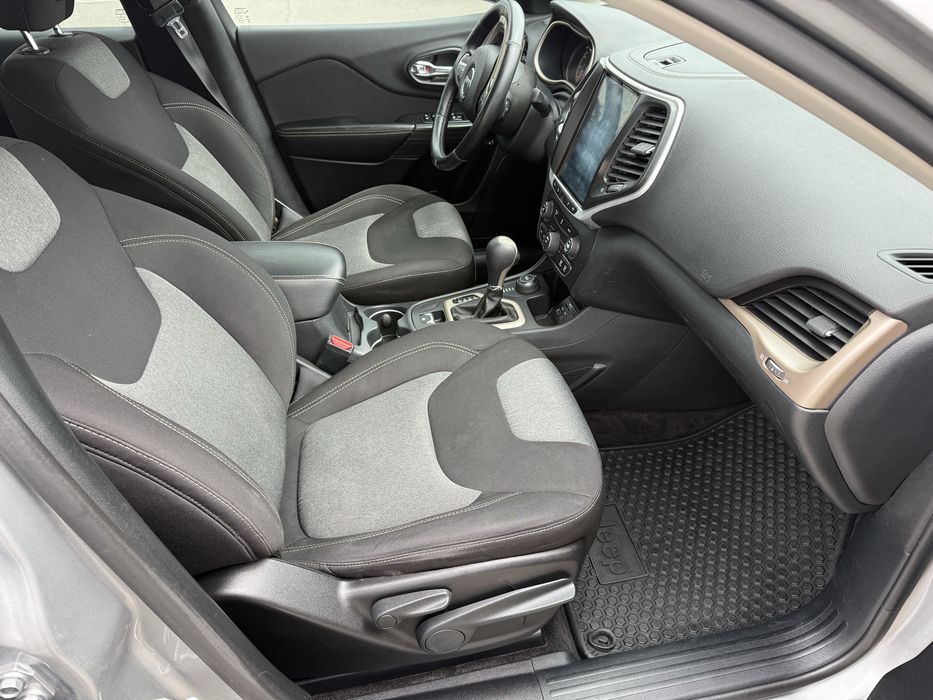 Jeep Cherokee KL 2016 2,4