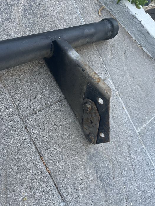 Para Choques Ferro L200 strakar