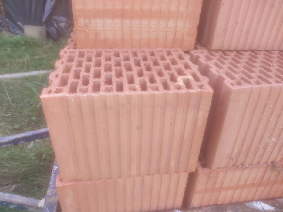 Pustak ceramiczny z dostawą 3 palety