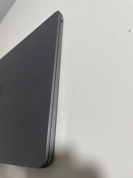 Ноутбук Apple MacBook air 13 M2/8/256 2022 A2681 Space gray