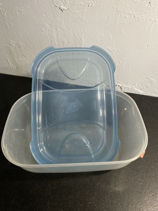 Pojemniki na żywność z przykrywkami