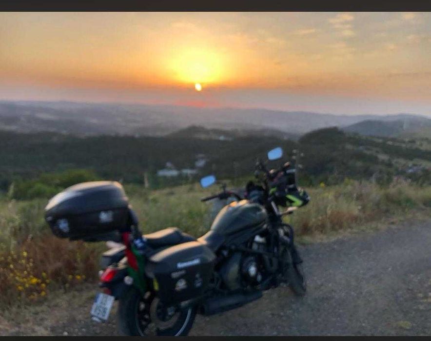 Kawasaki Vulcan S (2018) – Pronta a Viajar (64.000 km) + Extras