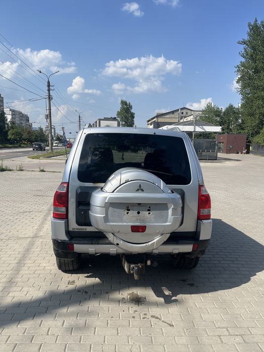 Mitsubishi Pajero коротиш