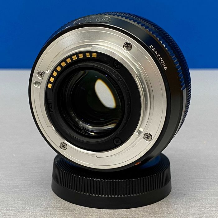 Fujifilm XF 18mm f/2 R