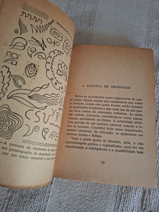 Três livros da antiga Coleção Educativa