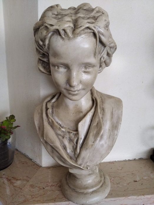 Escultura Soares dos Reis  ( Flor Agreste )