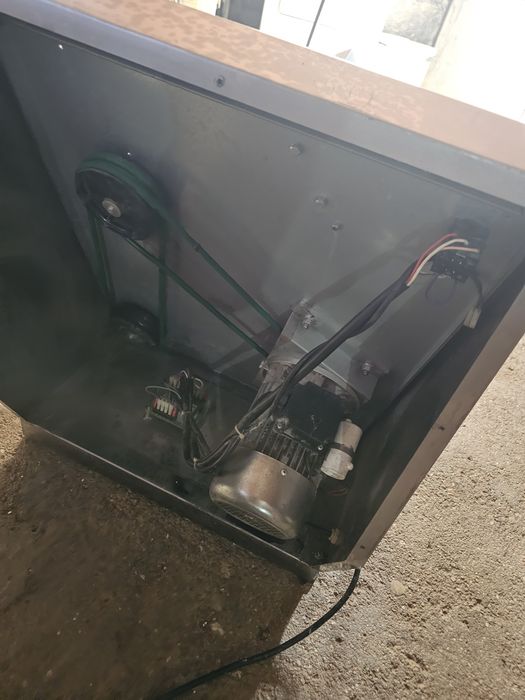 Máquina de estender massa de pizza profissional  Fimar