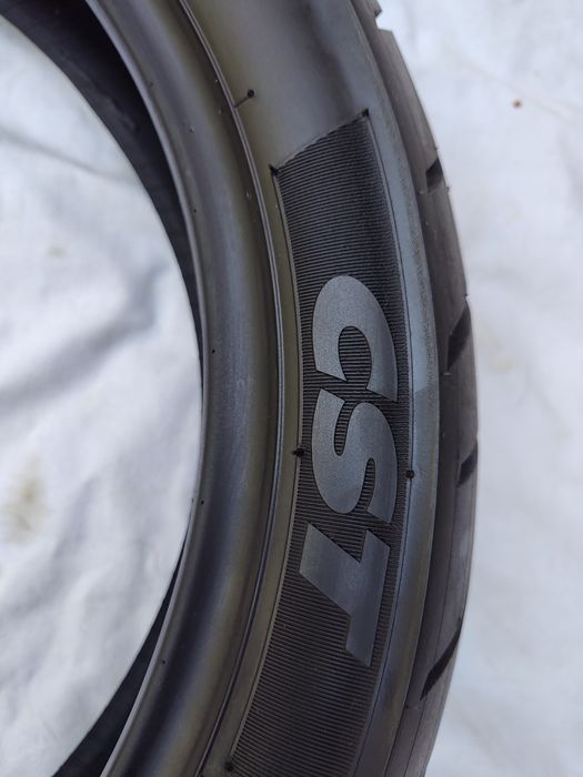 Opona motocyklowa 90/90-14 i 110/80-14