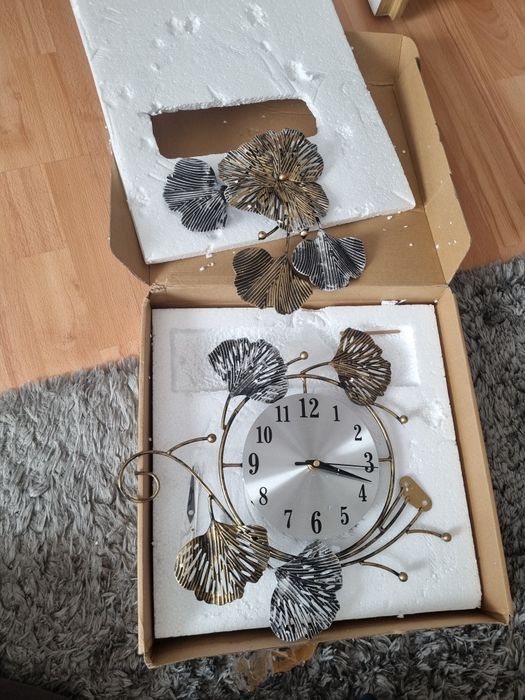 Zegar ścienny Amazon