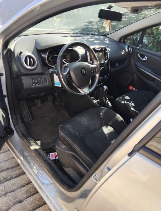 vendo  Renault Clio lv 0,9 tce nacional de 2016  acidentado salvado
