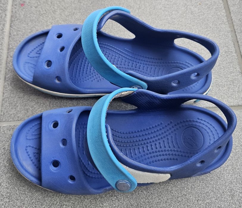 Sandałki Crocs J2 33-34