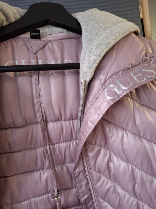 Куртка жіноча Guess m