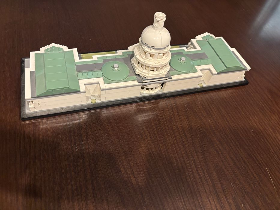 Lego - Architecture  21030 Capitol Building