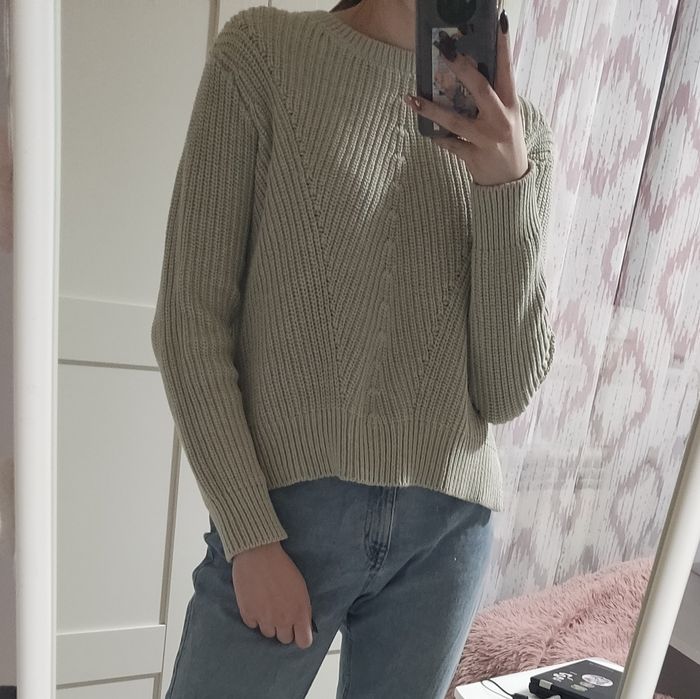 Sweterek oliwkowy M h&m