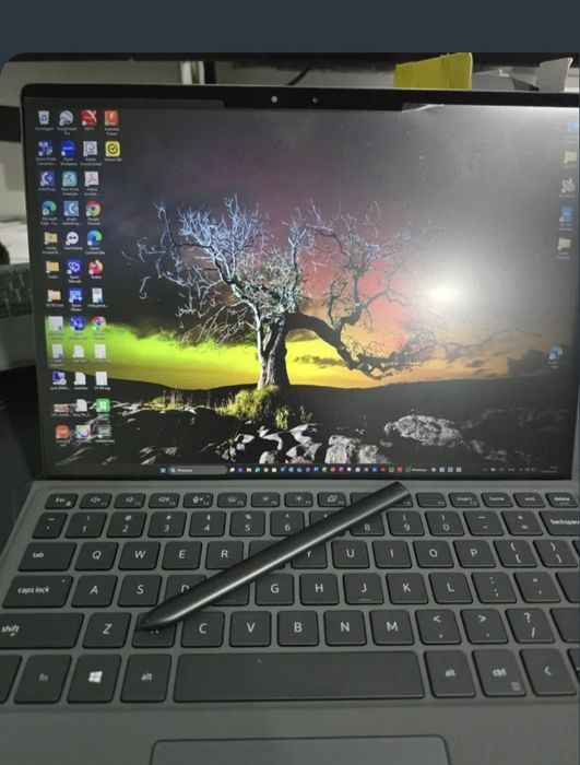 Dell 7320 2-in-1 detachable Intel I7