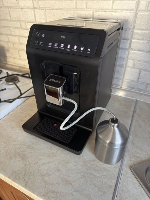 Кавомашина Krups EVIDENCE PLUS EA894Black edition Матова. Вітрина