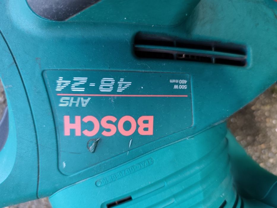 Corta sebes Bosh 220 V