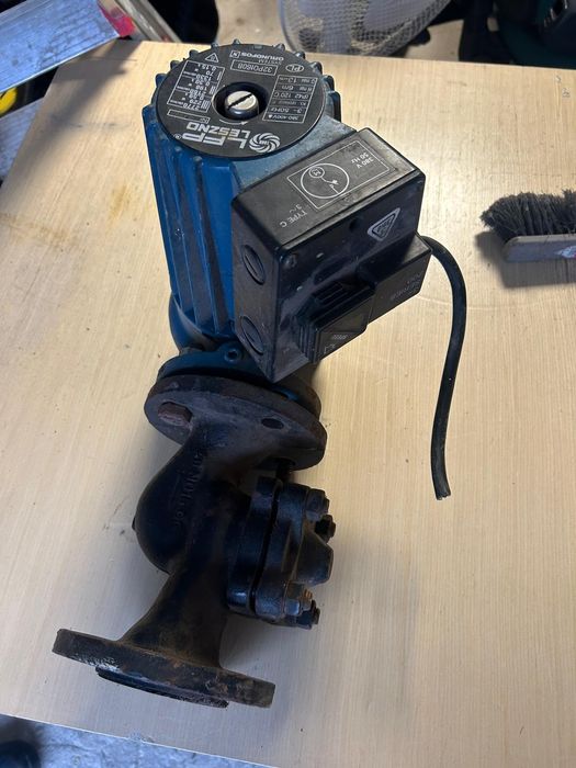Pompa obiegowa lpf Leszno grundfos  400v