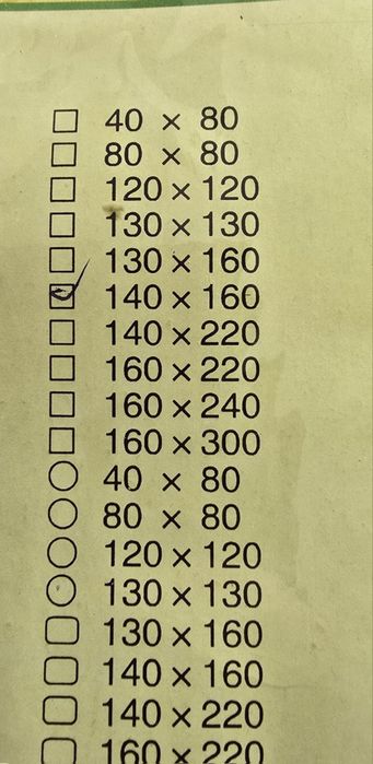 Obrus z motywem kwiatowym