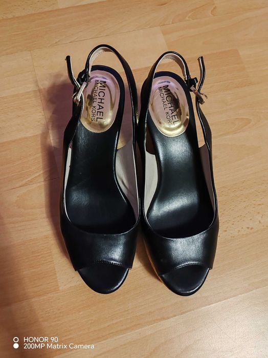 Sandałki na koturnie  Michael Kors