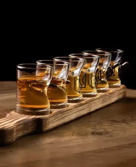 набір подарункових чарок на підставці 6 штук