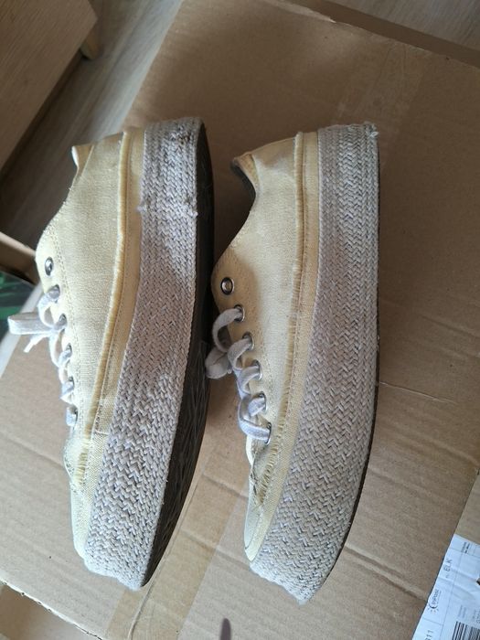 Converse żółte platforma