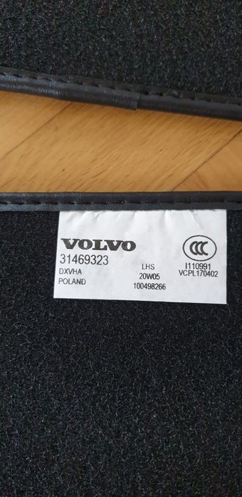 Oryginalne dywaniki Volvo XC40 –Nowe